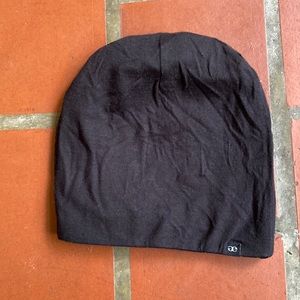 Grace Eleyae “slap cap”